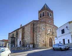La Zarza - Iglesia parroquial de San Martín.jpg