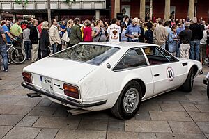 Archivo:Lamborghini Jarama 400 GT Rear