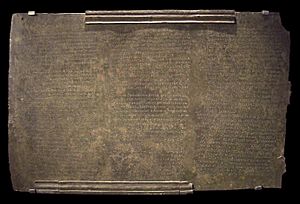 Archivo:Lex Ursonensis - tabla 1 (M.A.N. 16736) 01
