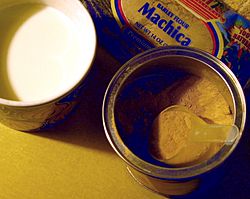 Archivo:Milk, machica (in bag) and pinol mix (in tin)