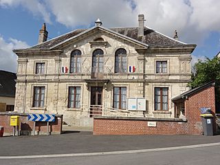 Molinchart (Aisne) mairie.JPG