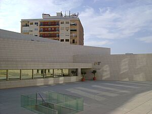 Archivo:Nuevo Teatro Infanta Leonor de Jaén