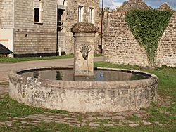 Saint-André-en-Terre-Plaine-FR-89-Chevannes-fontaine publique-04.jpg