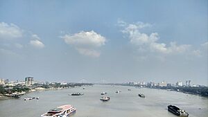 Archivo:Ships in the Hooghly
