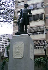 Archivo:Statue of Juan Crisóstomo Falcón in Caracas