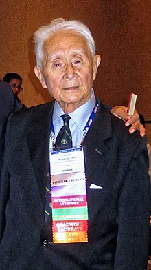 Thomas Noguchi at the American Academy of Forensic Sciences Las Vegas conference 2016.jpg