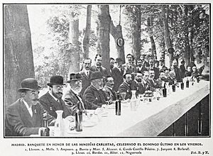Archivo:1907-05-15, Blanco y Negro, Madrid, banquete en honor de las minorías carlistas, ByN