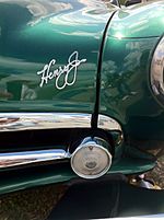 Archivo:1951 Henry J sedan green 2013 AACA-Lakeland-2