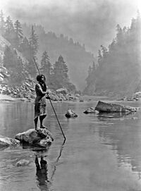 Archivo:A smoky day at the Sugar Bowl--Hupa