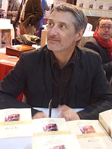 Antoine de Caunes à la foire du livre 2010 de Brive la Gaillarde.JPG