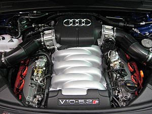 Archivo:Audi S6 Engine