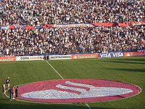 Archivo:Césped GPC