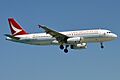 Cathay Dragon, B-HSQ, Airbus A320-232 (47663114221)