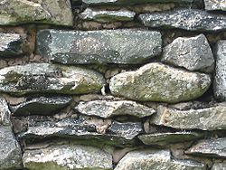 Archivo:Cumbrian stone wall