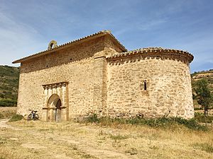 Archivo:Ermita de Nuestra Señora de Leorin (01)