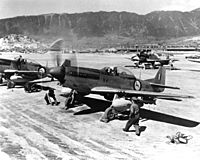 Archivo:F-51Ds 2 Sqn SAAF Korea May 1951