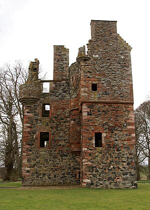 Archivo:Greenknowe Tower 20080421 01