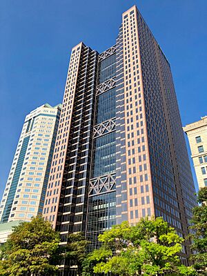 Archivo:Huntington Center, Columbus, OH