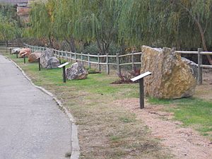 Archivo:Jardín Rocas Alcorisa-2