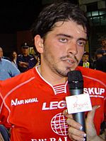 Archivo:Maradona junior