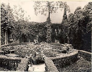 Archivo:Museo del Romanticismo - Jardín 1950 - Jardín del Museo Romántico