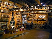 Archivo:Museum of vodka