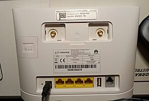 Archivo:Router 4G-LTE movi