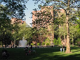Archivo:Stuyvesant Town - New York City