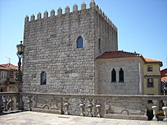 Torre Medieval da cidade do Porto (2)