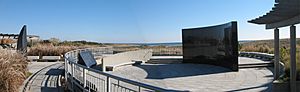 Archivo:Twa-memorial6