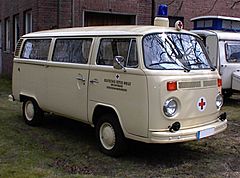 Archivo:VW Type2 T2b Ambulance