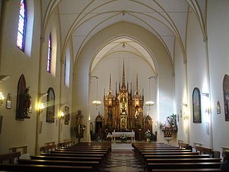 Archivo:Vista general del interior del templo (Iglesia de Cristo Rey de Villanueva de Córdoba)