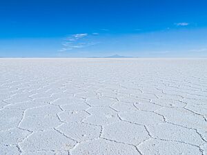 Archivo:20170809 Bolivia 1521 Uyuni sRGB (37926739616)