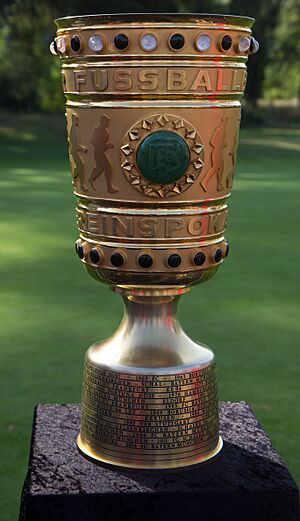 Archivo:2018-09-17 Eintracht Frankfurt Golf Open DFB Pokal-8909