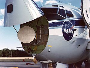 Archivo:Airborne weather radar NASA