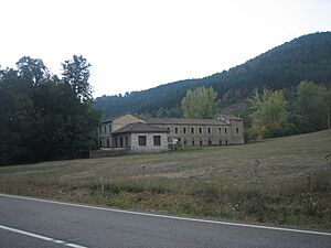 Archivo:Balneario de Morgovejo