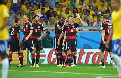 Archivo:Brazil vs Germany, in Belo Horizonte 04
