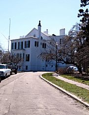 Archivo:Brooklyn Navy Yard Commanders House jeh