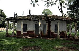 Archivo:Casa del Monseñor Rodriguez