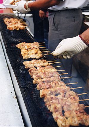 Archivo:Cooking yakitori