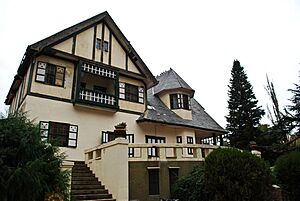 Archivo:El Chalet