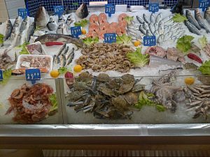 Archivo:Fish and seafood - Pescados y mariscos