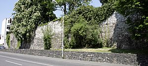 Archivo:Limburg Stadtmauer