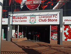 Archivo:Liverpool FC Museum and Club Store entrance - DSC00701