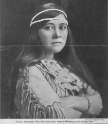 LucyNicolarPoolaw1916.png