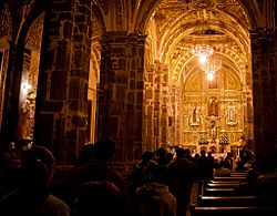 Archivo:Míxquic-Interior del templo de san Andrés