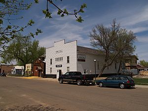 Archivo:Medora, North Dakota 5-20-2008