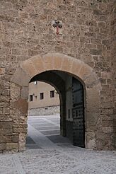 Archivo:Puerta-Caravaca de Cruz-2011