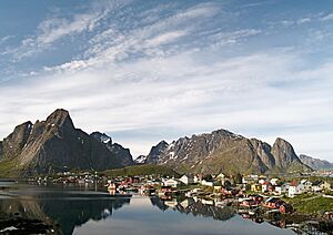 Archivo:Reine i Lofoten LC0148