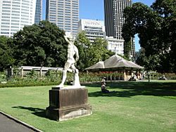 Archivo:Royal Botanic Gardens, Sydney 11 lottatori di canova